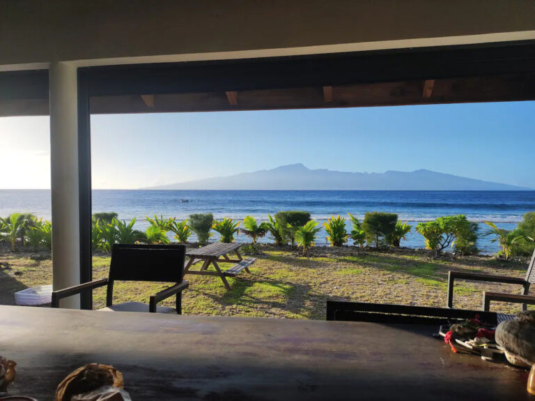 Yoga and meditation retreat in Moorea, French Polynesia