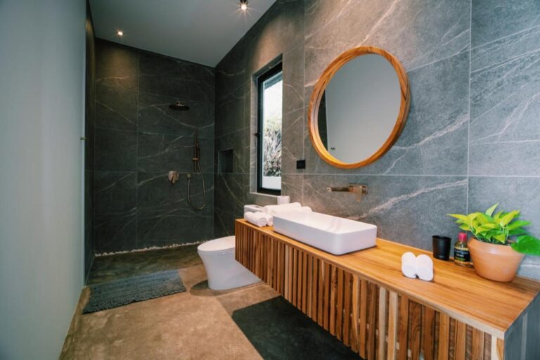 costa-rica-retreat-om-flow-yoga