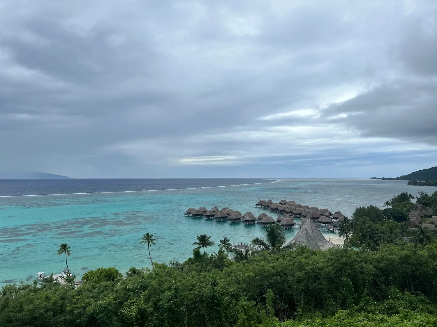 Yoga and meditation retreat in Moorea, French Polynesia